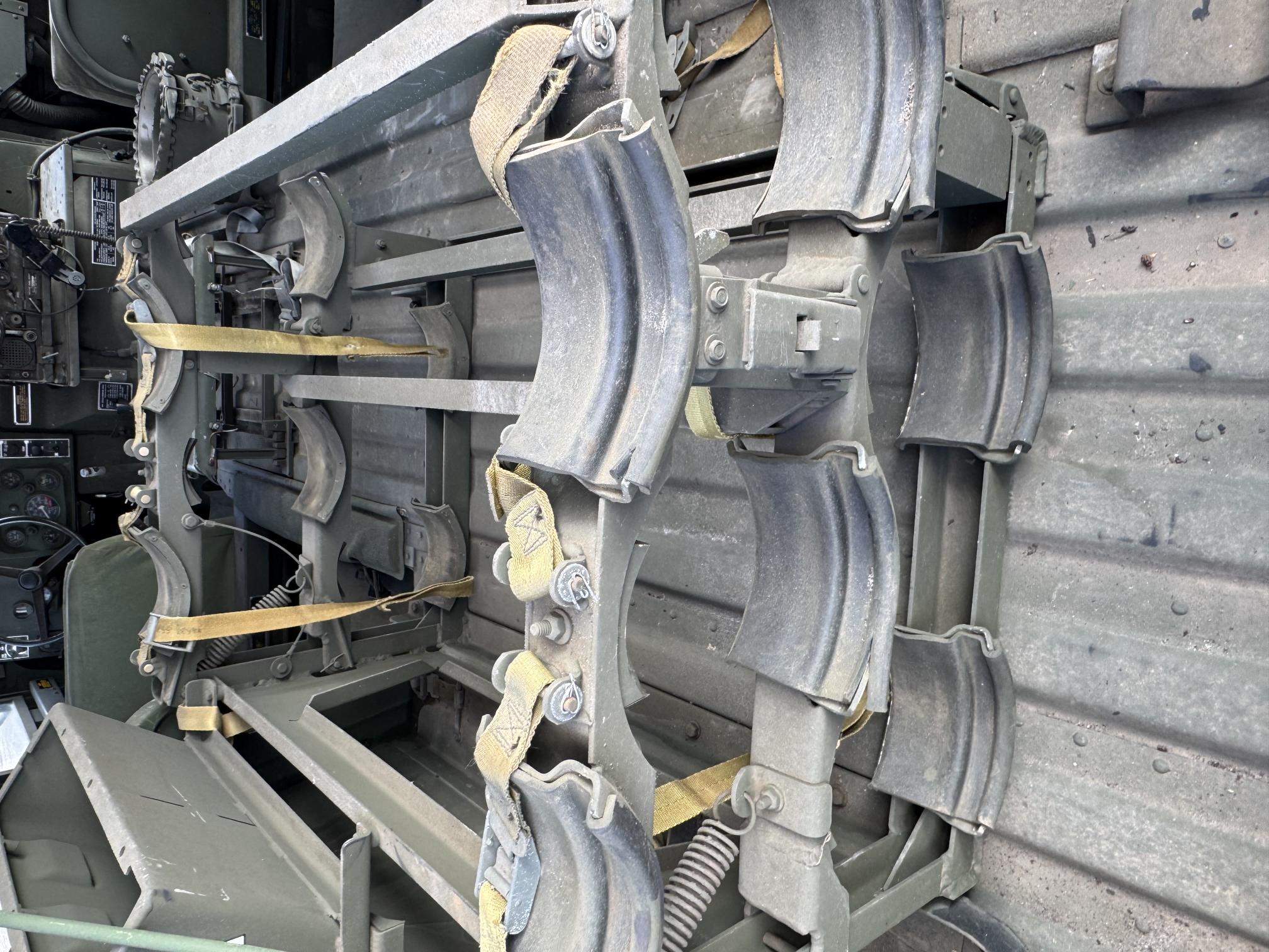 1984 AM GENERAL M998 - Image 47